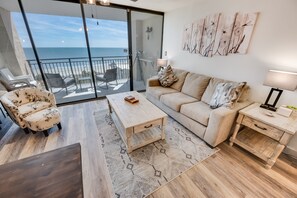 Beautifully Decorated with Amazing Views of the Ocean