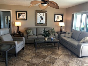 101N living room