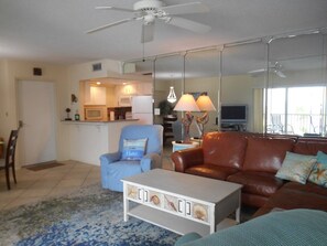 Living Room w/Kitchen View