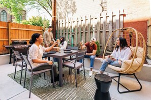 Plenty of space to relax in the backyard. Table expands to seat up to 8. 