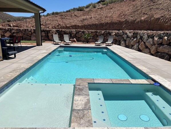 Lounge chairs, pool toys / floats, life jackets for kids, shamu shelf included.