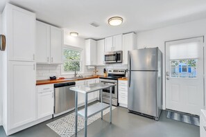 Well-equipped kitchen