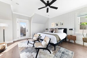 Primary bedroom (123 Lucile)