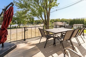 200 sq ft rooftop deck with views of Smith's Bayou and Bridge
