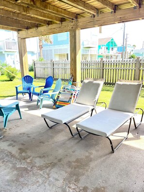 downstairs deck area