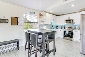 Dining & Kitchen Area | Open Floor Plan | Free WiFi
