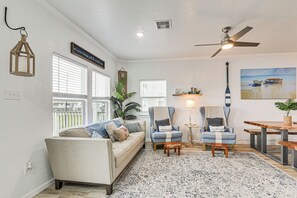 Living Room | Main Level | Central A/C & Heating
