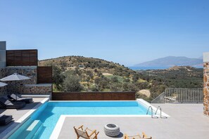 Stunning mountain and sea views