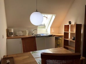 Küche mit Essbereich