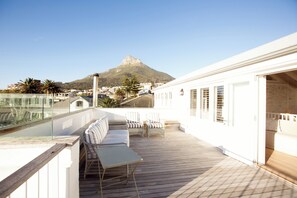 Stunning views of Lions Head from the upper terrace