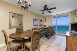 Dine In with a view!