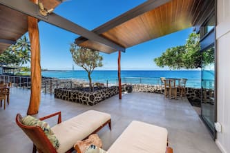 Hale Kale:Direct Oceanfront Masterpiece,Modern Spectacular One of a Kind Home