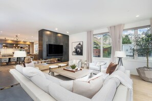2.1-fir-house-telluride-living-room2