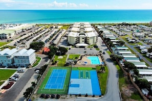 Queens Court