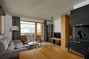 Living room apartment Bartgeier