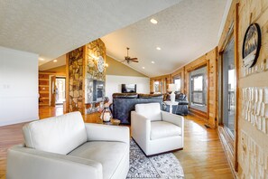 Sitting Area