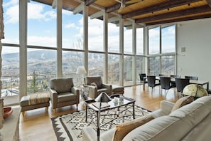 Main living room
