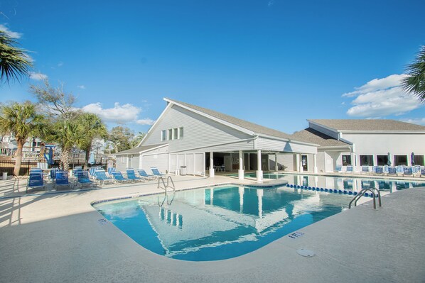 Main Pool (1)