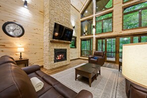 Large Living Area with Views of the Ouachita Forest