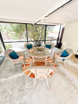 Lanai seating area