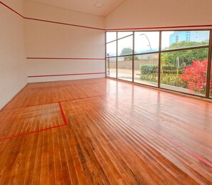 Sport court