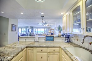 Open Kitchen