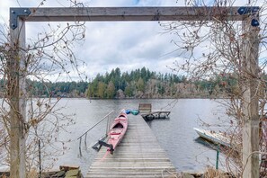 Private Dock | Kayaks | Island Lake Access (On-Site)