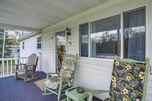 Covered Porch | Rocking Chairs
