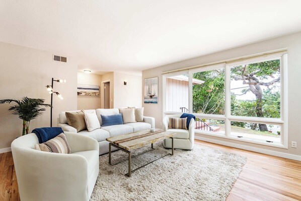 Welcome to Pebble  Beach Forest Getaway