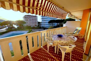 Terrasse / Balkon
