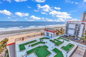 Putt Putt with a view (5th Floor)