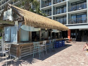 バー (施設内)