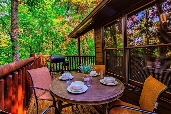 Whiskey Mountain's relaxing decks