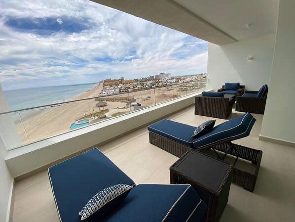 Las Palomas Phase 3 Views