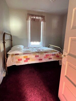 Spare bedroom - full / soft