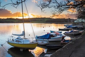 The wonderful still waters at Malpas