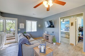 Entryway | Single-Story Condo