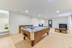 Game Area | Basement | Pool Table | Smart TV | Bar | Seating Area