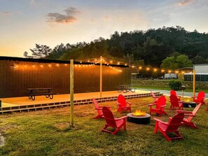 The perfect spot for a picnic surrounded by endless greenery and blue skies.