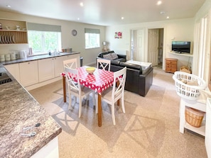 Open plan living space | Lily Pad 4 - Lily Pad Cottages, Nassington, near Stamford