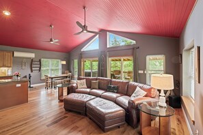 Open living room, dining and kitchen area