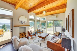 Living Room | Home Speakers | 1st Floor