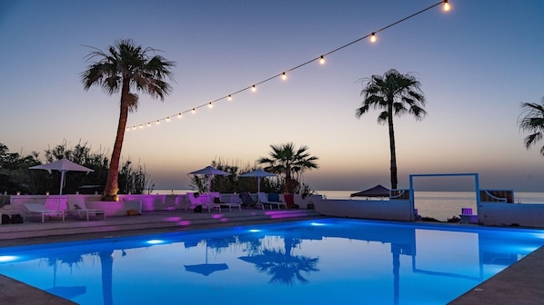 Exquisite Rethymno Villa | Villa Gyokko | 3 Bedrooms | Beach Front | Private Outdoor Swimming Pool | Pigianos Kampos