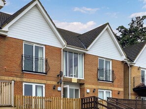 Exterior | Seaview, Wootton Bridge