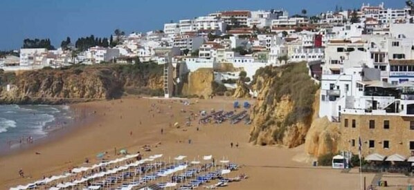 Strand