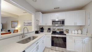 Fully Stocked Kitchen