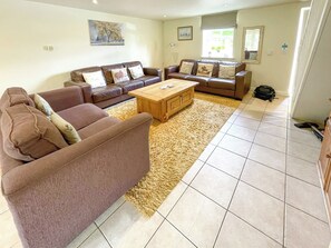 Living area | Lily Pad 2 - Lily Pad Cottages, Nassington, near Stamford