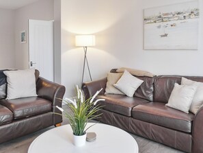 Living room | Seascape, Newquay