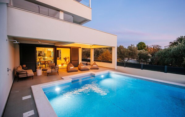 pool