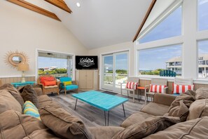 WH230: A Golden Opportunity | TL Living Area, Deck Access